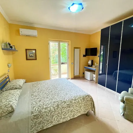 Con Ingresso Indipendente 3* Ogliastro Cilento